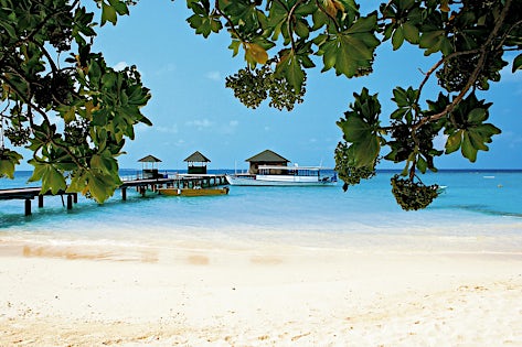 Meedhupparu Island Resort